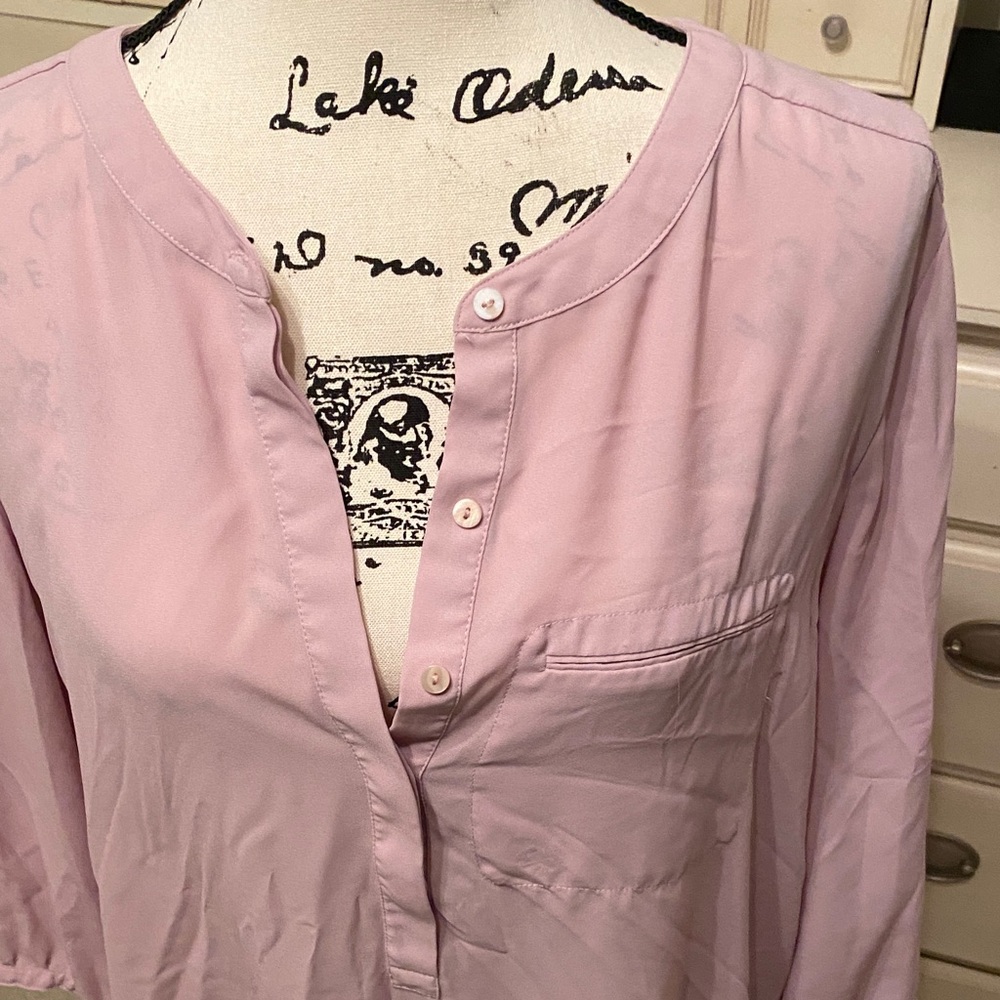 NYDJ Soft Pink Button-Front Blouse - Picture 3 of 5